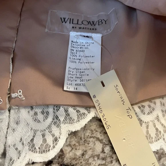 Limited Sale— WILLOWBY by Watters Sariah Top - Picture 10 of 15